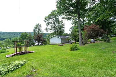 395 Cranberry Rd, Lower Turkeyfoot Township, PA 15424 - Photo 12