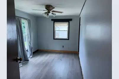 663 Harmony Baptist Rd, Shenango Township, PA 16101 - Photo 6