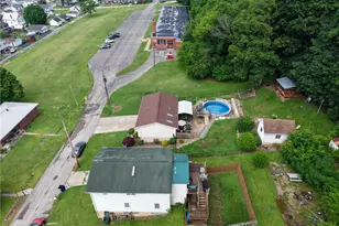 232 Hazen Ave, Ellwood City, PA 16117 - Photo 48