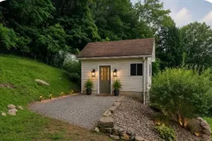 232 Hazen Ave, Ellwood City, PA 16117 - Photo 36