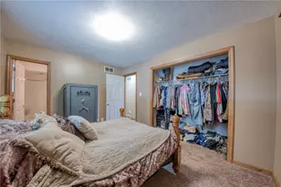 232 Hazen Ave, Ellwood City, PA 16117 - Photo 14