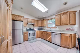 232 Hazen Ave, Ellwood City, PA 16117 - Photo 6