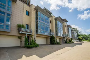 18 Windom Hill Pl, Pittsburgh, PA 15203 - Photo 1