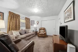 443 Carothers Ave, Carnegie, PA 15106 - Photo 26