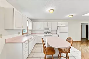 635 Cohasset, Hermitage, PA 16148 - Photo 4