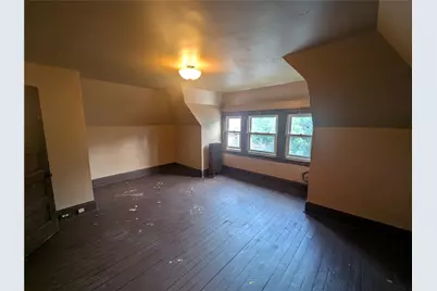 612 Whitney Avenue, Pittsburgh, PA 15221 - Photo 10