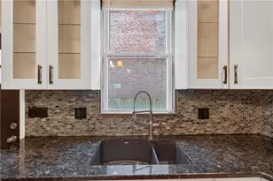 4032 Willow St, Pittsburgh, PA 15201 - Photo 10