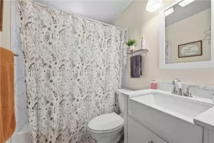 259 Meadowdell Dr, Pittsburgh, PA 15227 - Photo 16