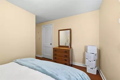 1076 Greenlawn Drive, Green Tree, PA 15220 - Photo 14