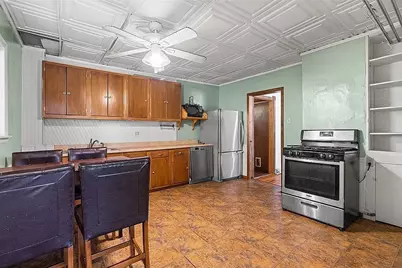 331 Clarence St, Pittsburgh, PA 15211 - Photo 14