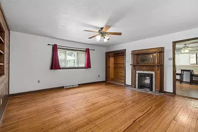 331 Clarence St, Pittsburgh, PA 15211 - Photo 10