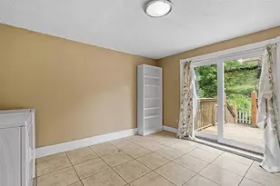 331 Clarence St, Pittsburgh, PA 15211 - Photo 12