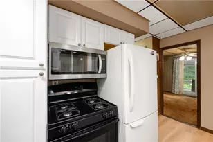260 Meridian Rd, Twp of But SW, PA 16001 - Photo 14