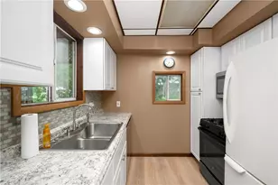 260 Meridian Rd, Twp of But SW, PA 16001 - Photo 12