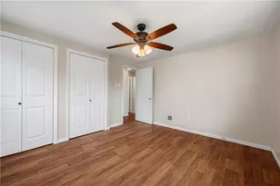 724 Rose Ln, Baldwin Twp, PA 15234 - Photo 12