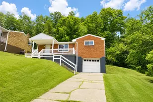 1997 Gregory Dr, Monroeville, PA 15146 - Photo 4