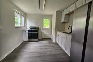 1997 Gregory Dr, Monroeville, PA 15146 - Photo 14