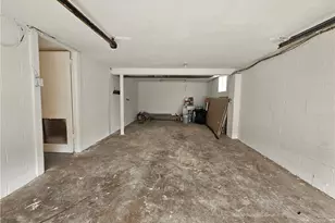 1997 Gregory Dr, Monroeville, PA 15146 - Photo 42