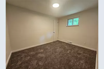 1997 Gregory Dr, Monroeville, PA 15146 - Photo 32