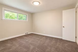 1997 Gregory Dr, Monroeville, PA 15146 - Photo 28