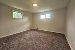1997 Gregory Dr, Monroeville, PA 15146 - Photo 20