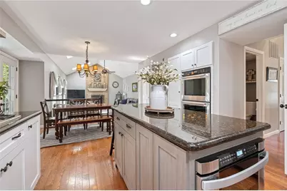 1611 Country Club Dr, Pittsburgh, PA 15237 - Photo 6