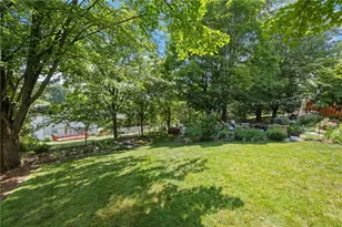 1611 Country Club Dr, Pittsburgh, PA 15237 - Photo 38