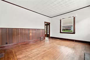 18 North St, West Middlesex Boro, PA 16159 - Photo 4
