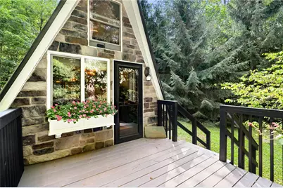521 Earl Ansell Rd, Middlecreek Township, PA 15557 - Photo 2