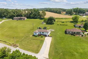 160 Brush Creek Rd, Mount Pleasant Township, PA 15666 - Photo 1
