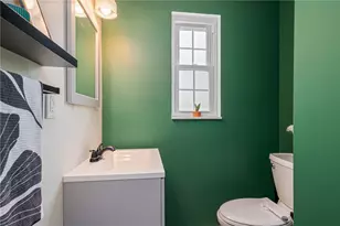 1253 Beagle Dr, Bethel Park, PA 15102 - Photo 12