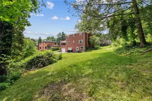 1253 Beagle Dr, Bethel Park, PA 15102 - Photo 30