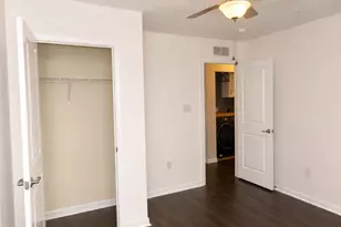 1000 Grey Fox Cir, Collier Township, PA 15017 - Photo 16