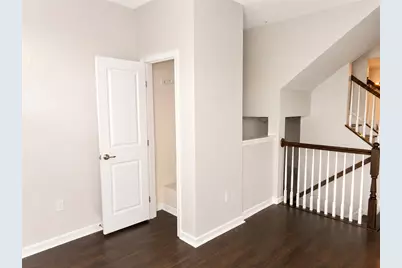 1000 Grey Fox Cir, Collier Township, PA 15017 - Photo 2