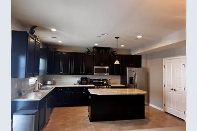 1861 Louisville, Pittsburgh, PA 15143 - Photo 12