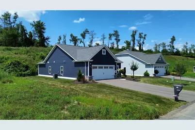 142 Summer Ln, Mount Pleasant, PA 15057 - Photo 16