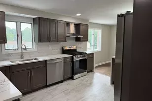 1216 Rolling Meadow Rd, Pittsburgh, PA 15241 - Photo 4