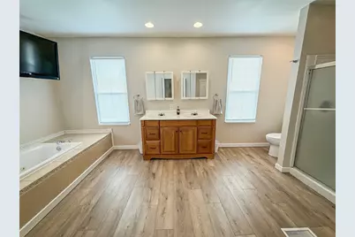 817 11th St, Stowe Township, PA 15136 - Photo 32