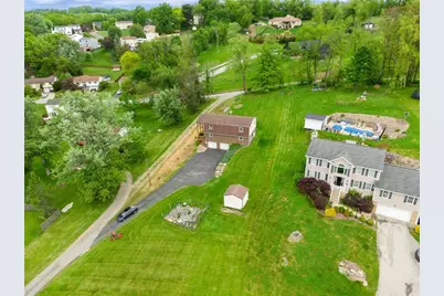 1495 E Beau St, South Strabane, PA 15301 - Photo 4