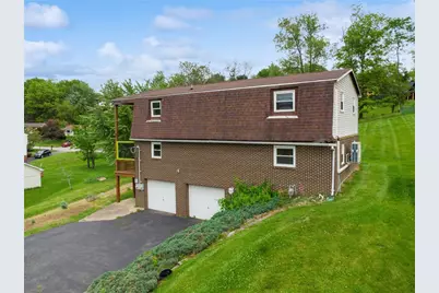 1495 E Beau St, South Strabane, PA 15301 - Photo 2