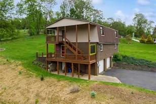 1495 E Beau St, South Strabane, PA 15301 - Photo 1