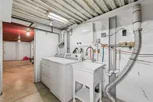 1495 E Beau St, South Strabane, PA 15301 - Photo 24