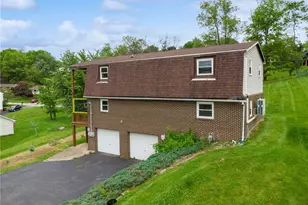 1495 E Beau St, South Strabane, PA 15301 - Photo 2