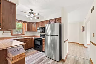 178 Cole Rd, Ellwood City, PA 16101 - Photo 10