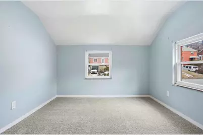 1219 Circle Dr, Pittsburgh, PA 15221 - Photo 6