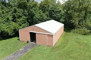 426 Station Rd, North Bethlehem, PA 15360 - Photo 16
