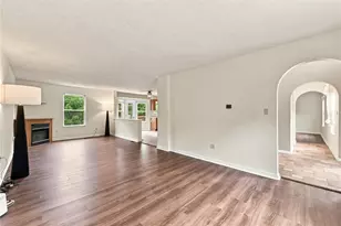 457 Lynn Ann Dr, Pittsburgh, PA 15068 - Photo 6