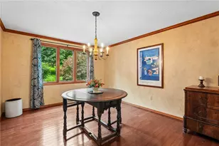 807 Hillcrest Cir, Pittsburgh, PA 15090 - Photo 8