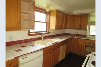 1119 Charles St, Stowe Township, PA 15136 - Photo 14