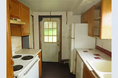 1119 Charles St, Stowe Township, PA 15136 - Photo 12